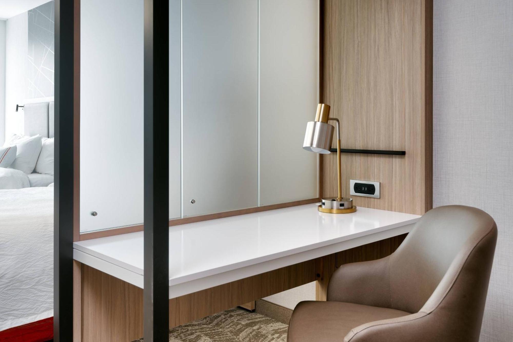 Springhill Suites By Marriott Salt Lake City Sugar House Ngoại thất bức ảnh