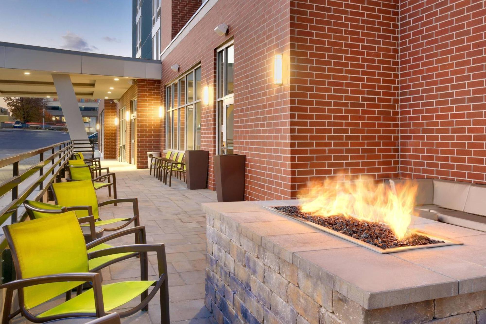 Springhill Suites By Marriott Salt Lake City Sugar House Ngoại thất bức ảnh